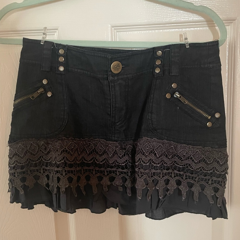 Black mini skirt with lace details